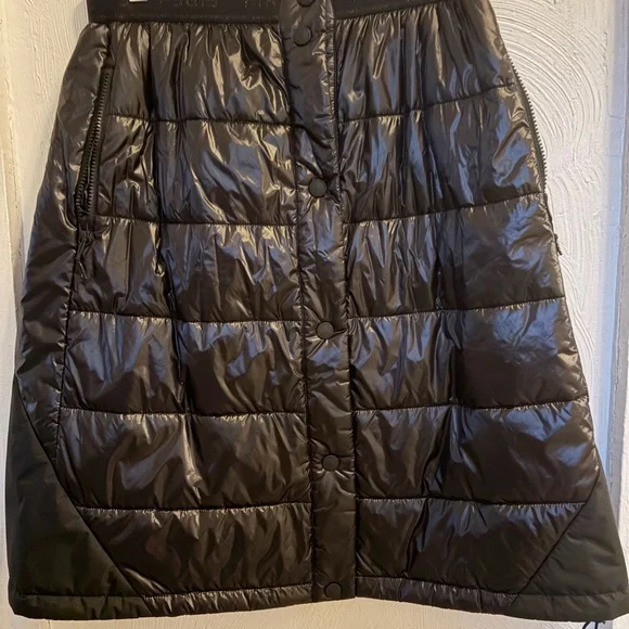 Fire+Ice Puffer Shiny Black A-Line Skirt - Picture 2 of 7
